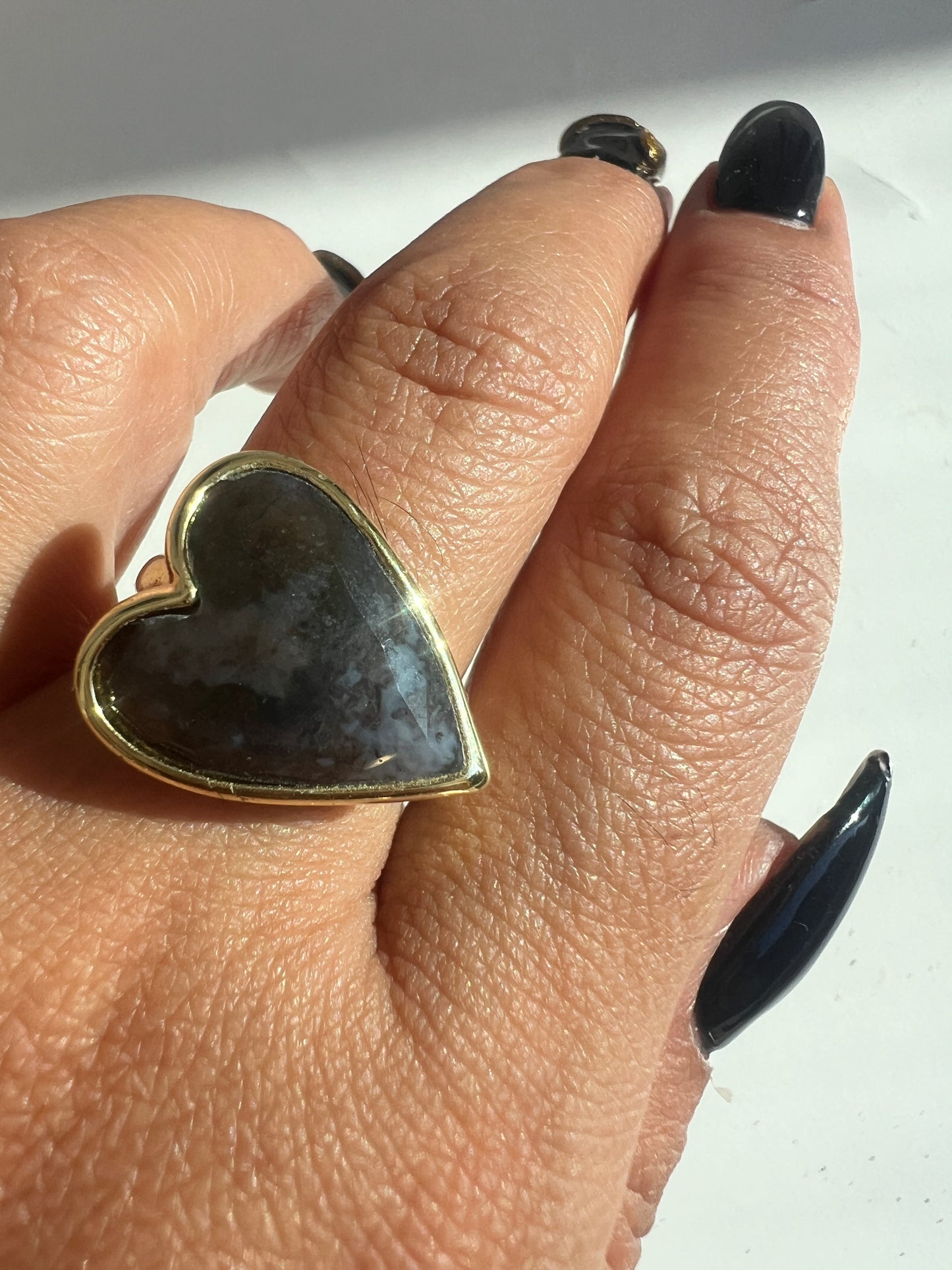 Anillo corazón horizontal